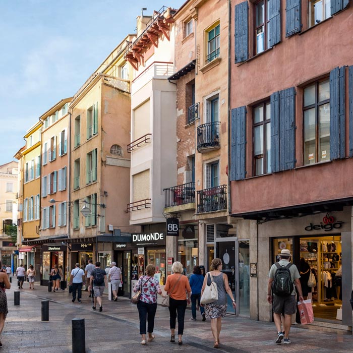Rue-Louis-Blanc-Perpignan-Groupe-Finale-Diffusion
